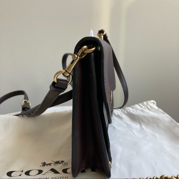 👜Authentic COACH 100% Leather Wine Colored Crossbody Purse - wear 3 ways!👜 - Picture 8 of 10